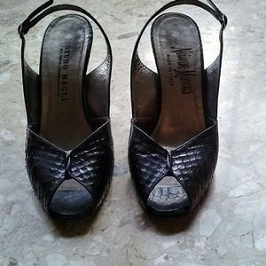 Bruno Magli open toe heels 7 B